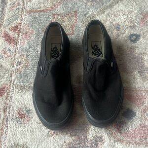 All black Vans